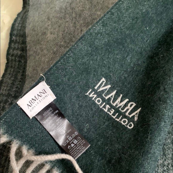 Armani Collezioni Gray Scarf - Picture 6 of 11